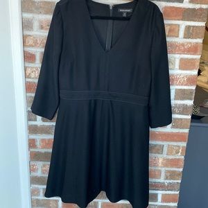 Banana Republic Size 10 3/4 Length Sleeve Black Dress